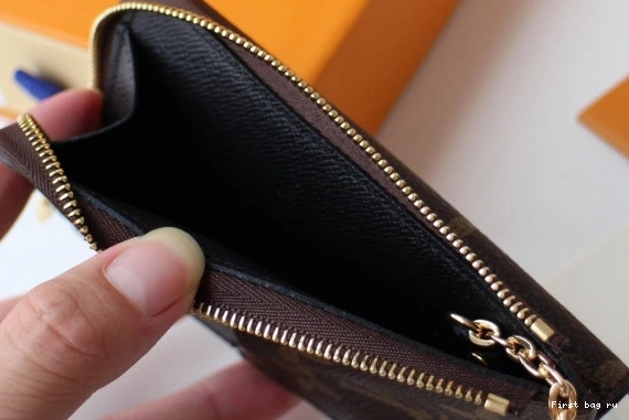 Frstbag ru VUITTON LOUIS RECTO VERSO CARD HOLDER 0804